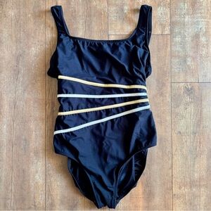 Vintage 90’s Delta Burke Black One Piece Square-Neck Swimsuit Size 16 Large